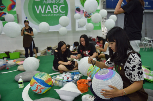 9月23日，第五届中国公益慈善项目交流展示会（简称慈展会）在深圳启幕。