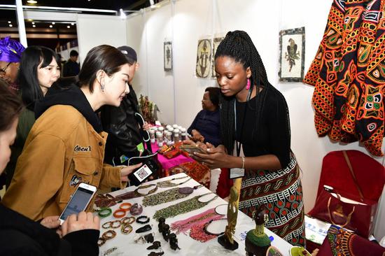 “非洲文化节中非妇女发展基金慈善义卖”活动在京举办 “非洲文化节中非妇女发展基金慈善义卖”活动在京举办