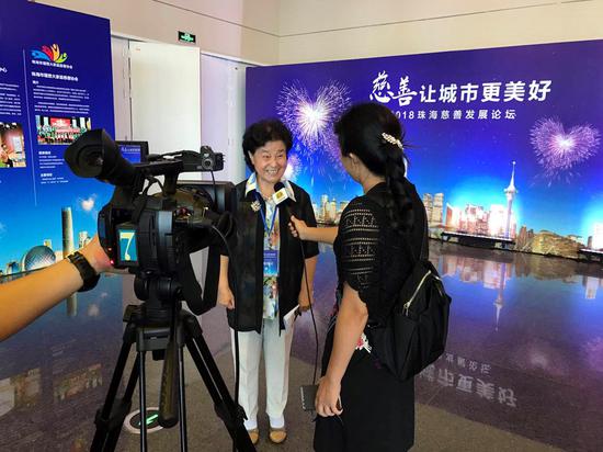 /ueditor/image/2018/09/06/4b6c4867720249da83fa3bdafb82e395.jpg 缪力:慈善文化促进社会治理,让城市温暖1.jpg