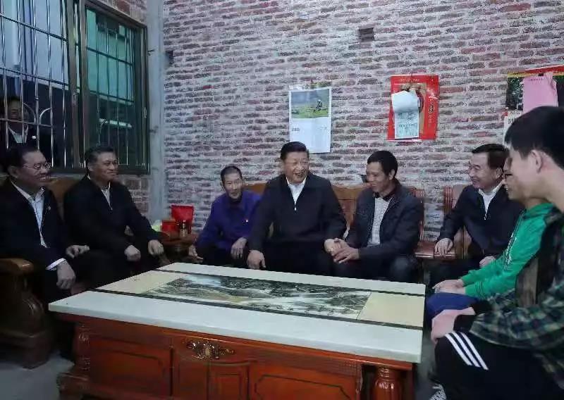 /ueditor/image/2018/10/26/11c75495cdf685fcd3de03f5e6468778.jpg 习近平:高举新时代改革开放旗帜 把改革开放不断推向深入3.jpg