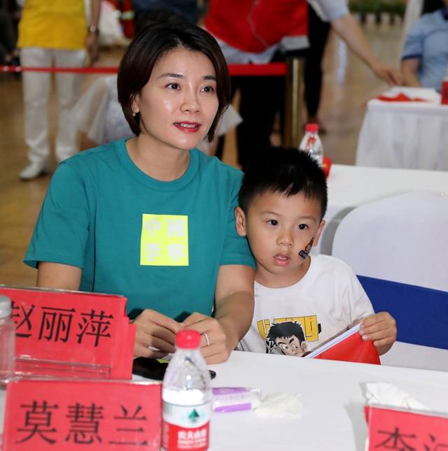 /ueditor/image/2019/06/04/00570cc4cf56355d1159aca4ce3e6dc5.jpg 2019“365爱在童康”迎“六一”公益活动在京举行8.jpg