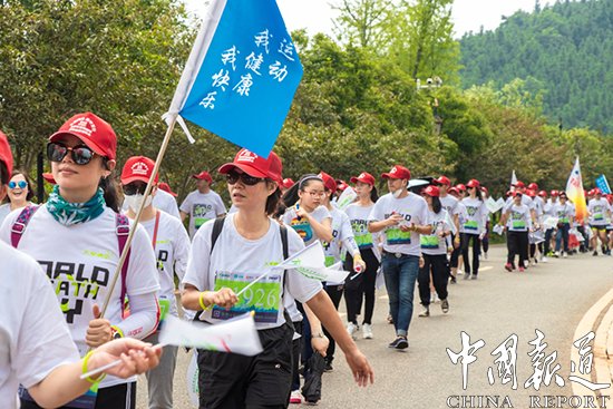 世界呼吸日近万人为“呼吸健康”行动2.jpg